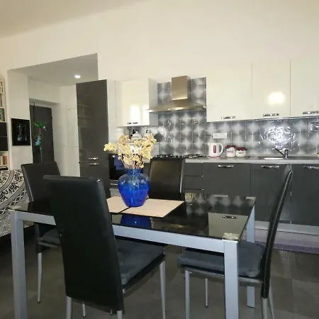 Apartament Chez Elio *